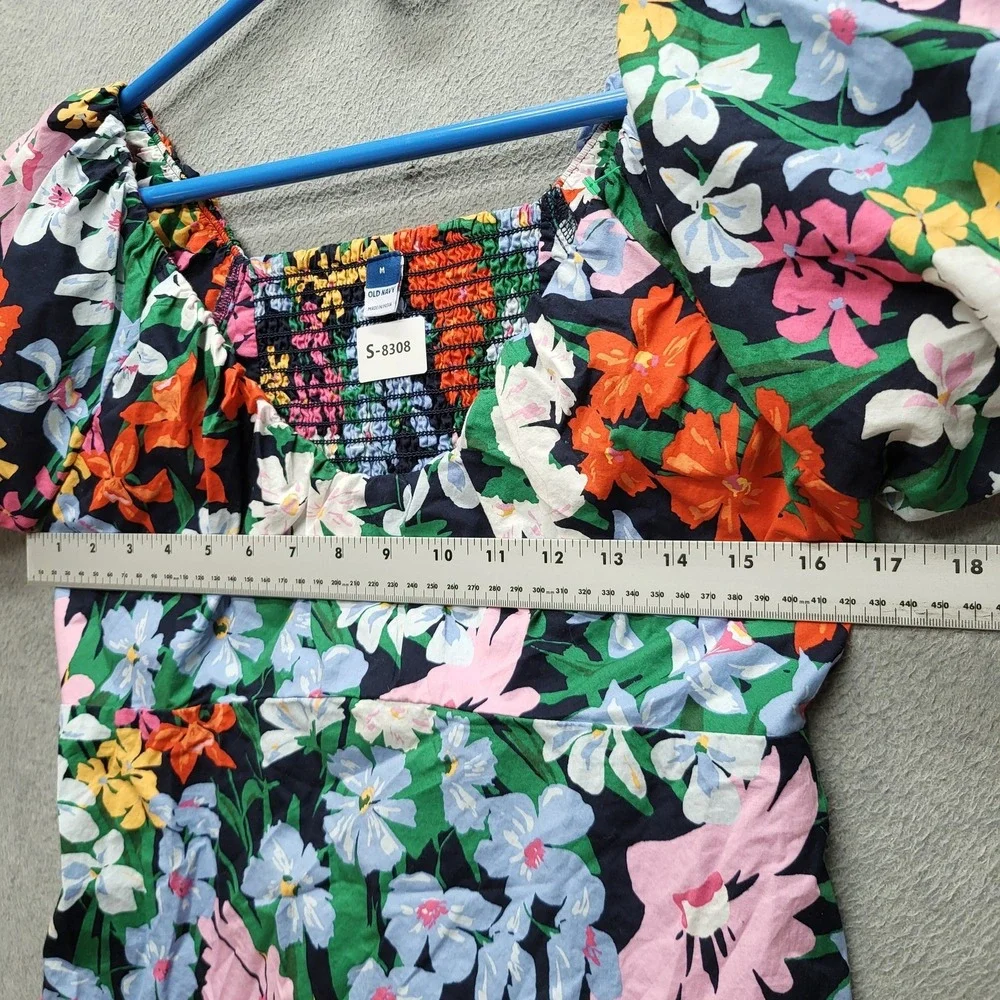 Old Navy‎ Women Blouse M Multicolor Floral Smocking Pullover Waist Defined